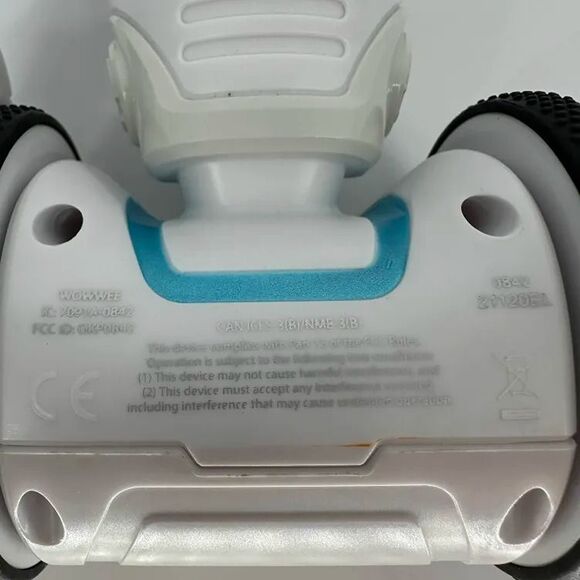 WowWee MiP Robot White Bluetooth Self-Balancing Toy 0842 App Controlled VIDEO - Picture 6 of 7